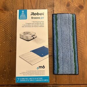iRobot Braava Jet M Authentic Dry Sweeping Pads (4) New But Opened and Bona pad